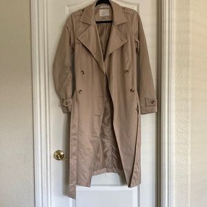 Love this coat, goes with everything. Still in great condition.
